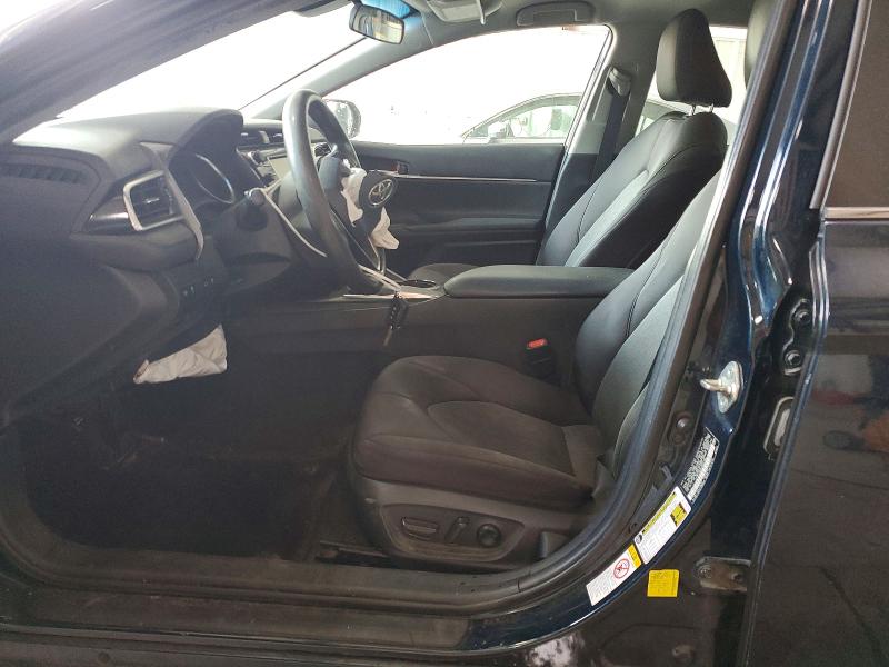 67310156 :رقم المزاد ، 4T1B11HK6JU604384 vin ، 2018 Toyota Camry مزاد بيع