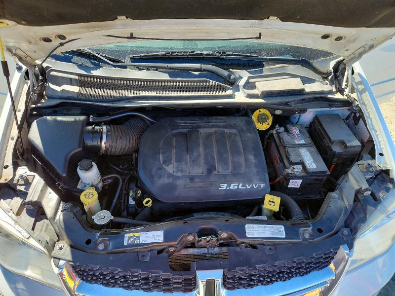 2017 Dodge Grand Caravan მანქანა იყიდება აუქციონზე, vin: 2C4RDGCG4HR865990, აუქციონის ნომერი: 70663226