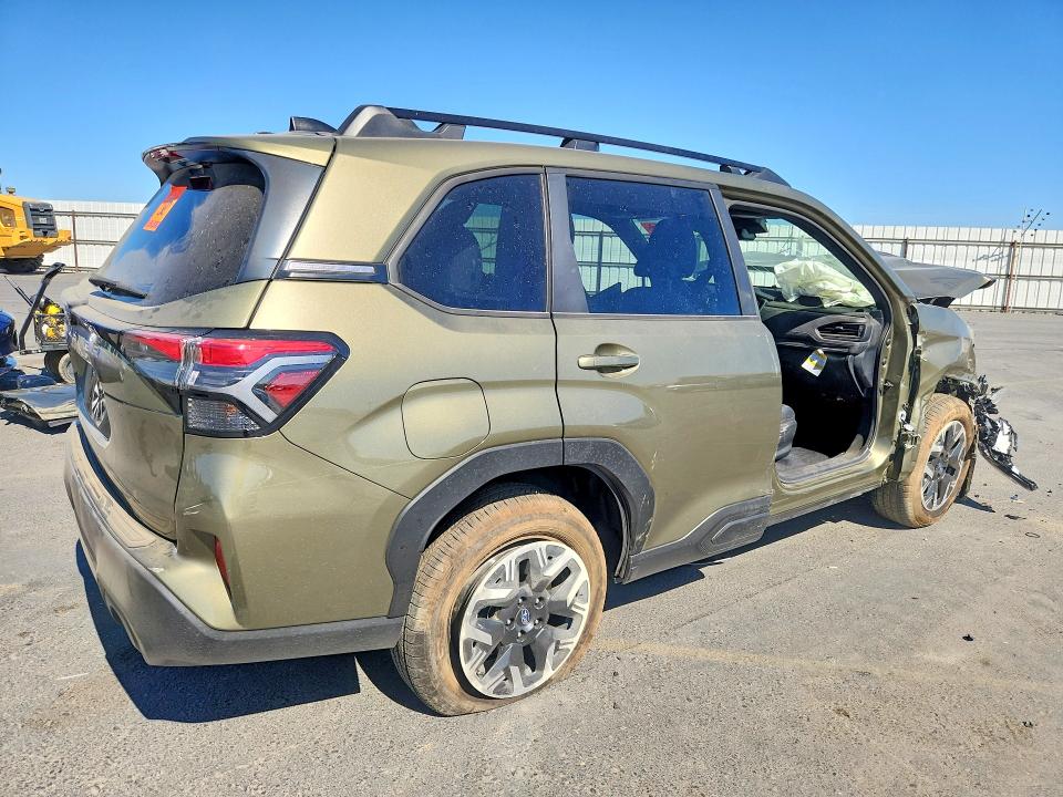 2026 Subaru Forester მანქანა იყიდება აუქციონზე, vin: 4S4SLDD63T3134408, აუქციონის ნომერი: 68700256