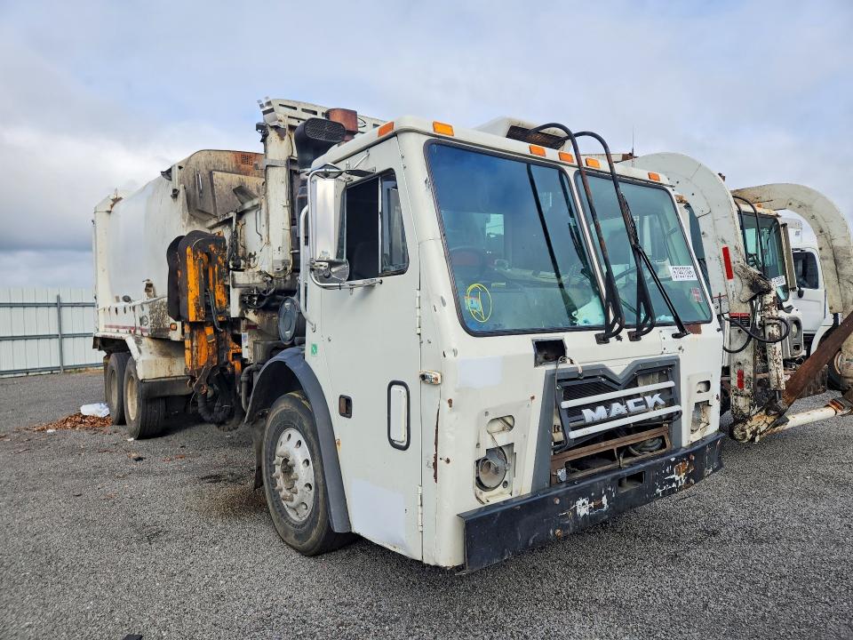 Aukcja sprzedaży 2016 Mack 600, vin: 1M2AU04C8GM010240, numer aukcji: 67997096