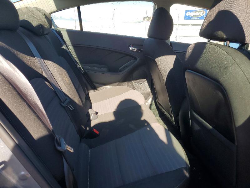 67254126 :رقم المزاد ، 3KPFL4A73HE140437 vin ، 2017 Kia Forte مزاد بيع