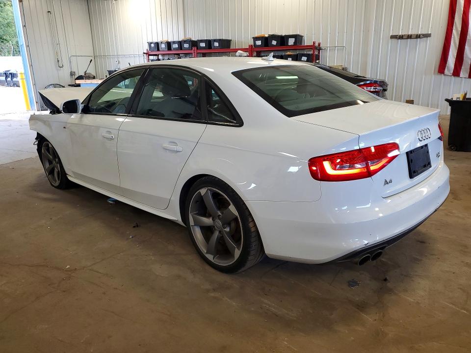 67452726 :رقم المزاد ، WAUHFAFL0FN000405 vin ، 2015 Audi A4 مزاد بيع