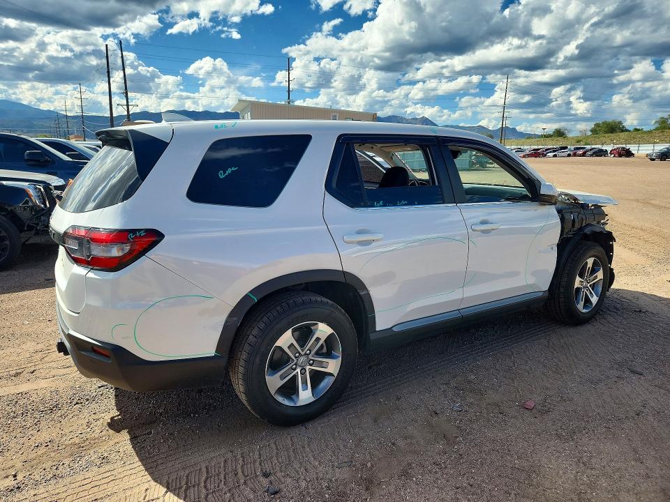 67613006 :رقم المزاد ، 5FNYG1H52PB025000 vin ، 2023 Honda Pilot مزاد بيع