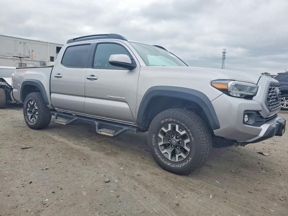 69879096 :رقم المزاد ، 3TYCZ5AN1MT037561 vin ، 2021 Toyota Tacoma مزاد بيع