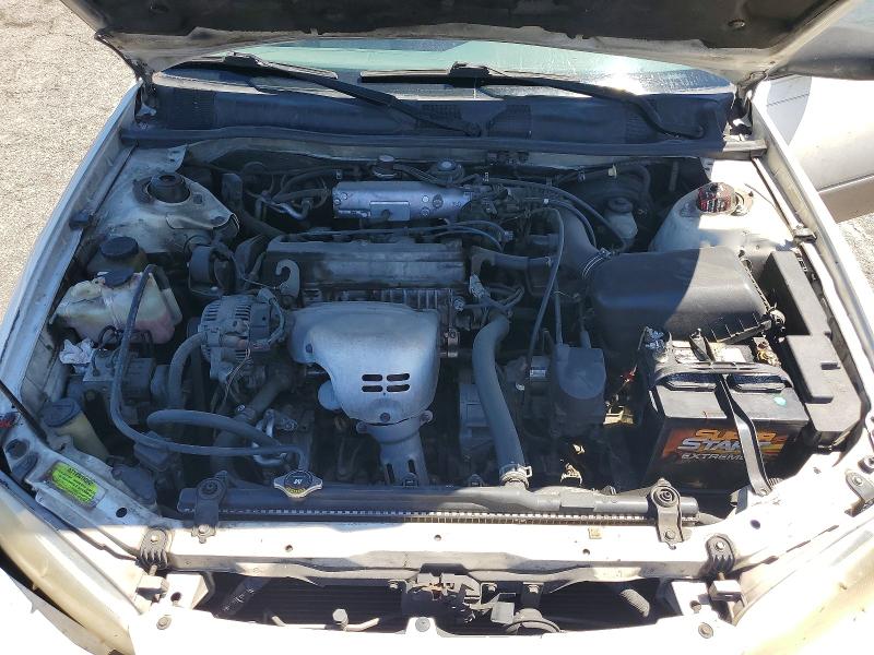 66847686 :رقم المزاد ، 4T1BG22K4WU858762 vin ، 1998 Toyota Camry مزاد بيع