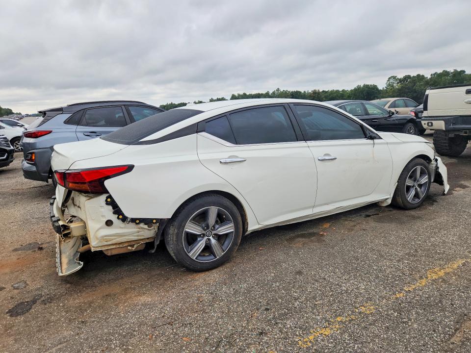 Продажа на аукционе авто 2020 Nissan Altima, vin: 1N4BL4BV0LN319489, номер лота: 70222266