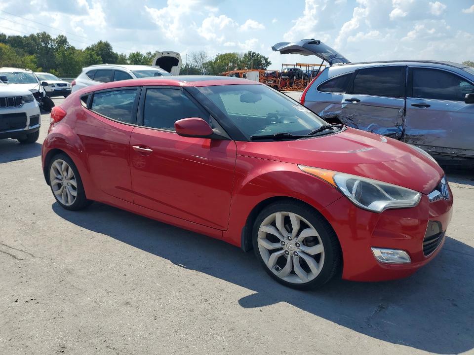 69573636 :رقم المزاد ، KMHTC6AD1DU107643 vin ، 2013 Hyundai Veloster مزاد بيع