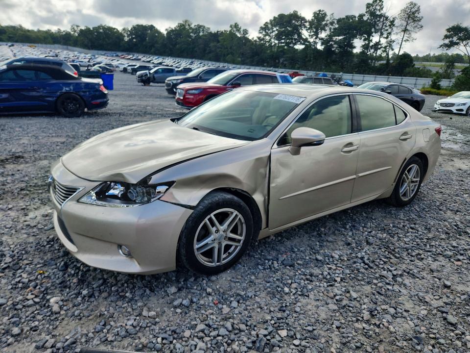 67622176 :رقم المزاد ، JTHBK1GG1F2196098 vin ، 2015 Lexus Es مزاد بيع