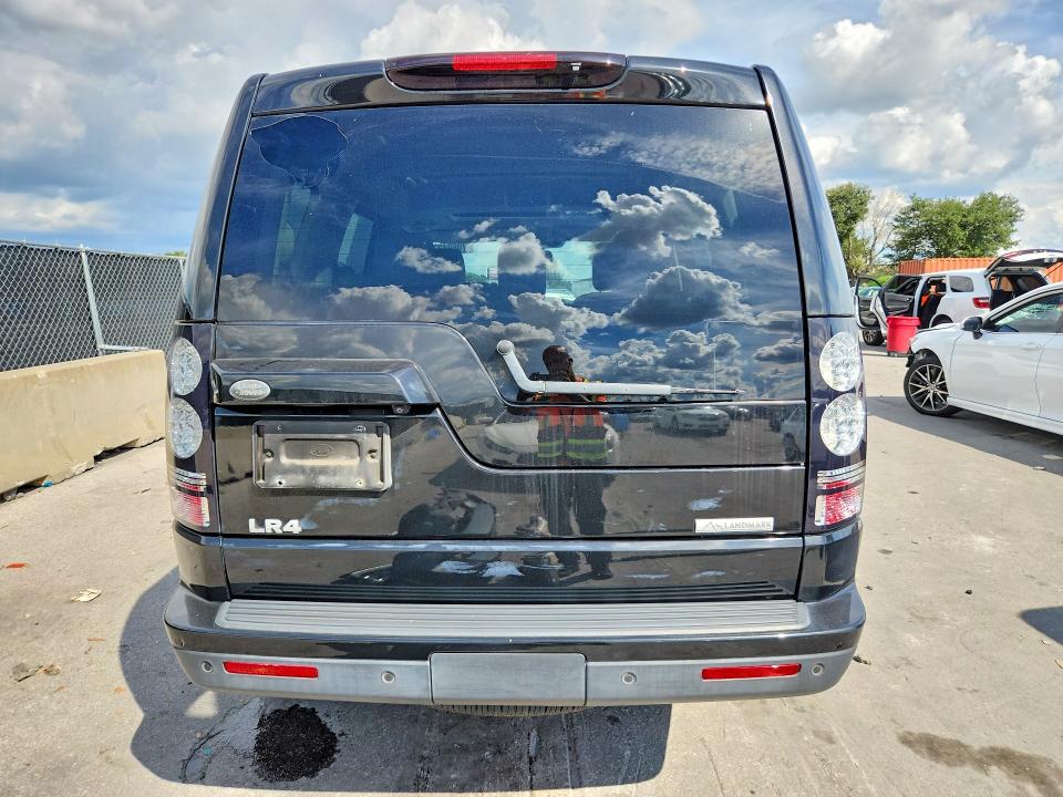 2016 Land Rover Lr4 მანქანა იყიდება აუქციონზე, vin: SALAK2V64GA809859, აუქციონის ნომერი: 70694276