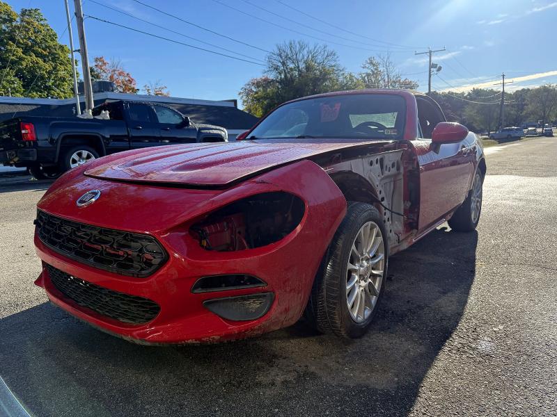 Продажа на аукционе авто 2017 Fiat 124 Spider, vin: JC1NFAEK9H0122868, номер лота: 70032366