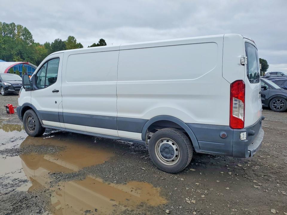 2017 Ford Transit მანქანა იყიდება აუქციონზე, vin: 1FTYR2YM0HKA06862, აუქციონის ნომერი: 70240526
