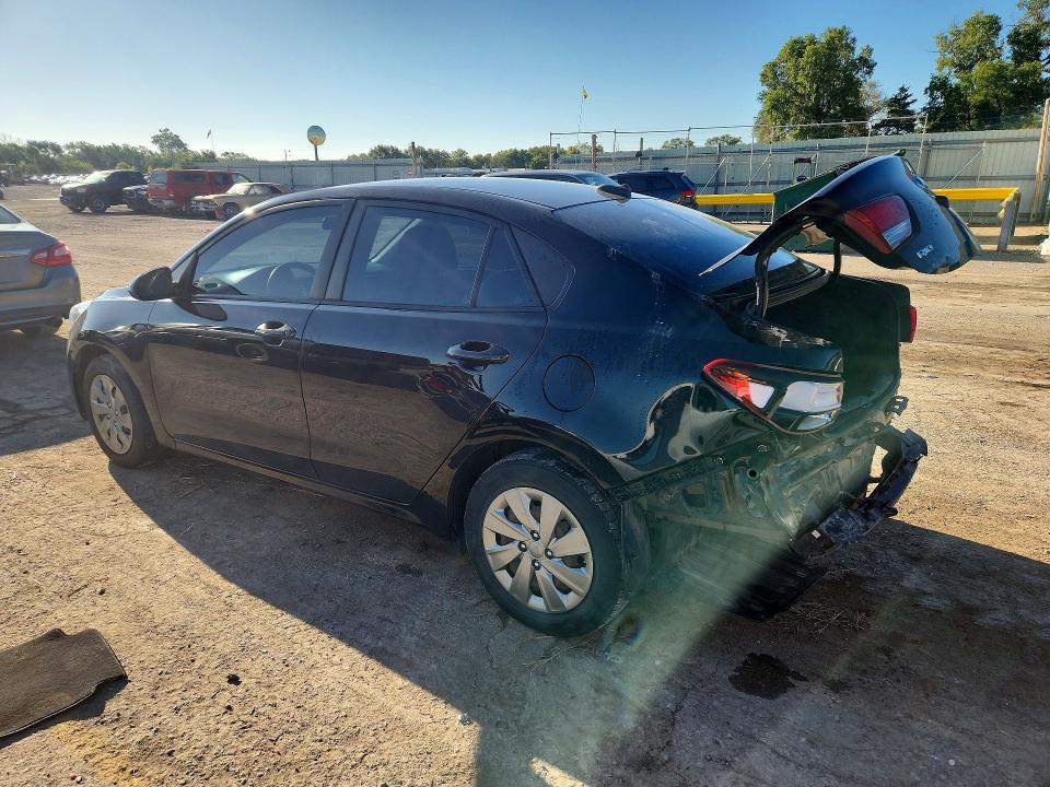 2020 Kia Rio მანქანა იყიდება აუქციონზე, vin: 3KPA24AD9LE353632, აუქციონის ნომერი: 68560366