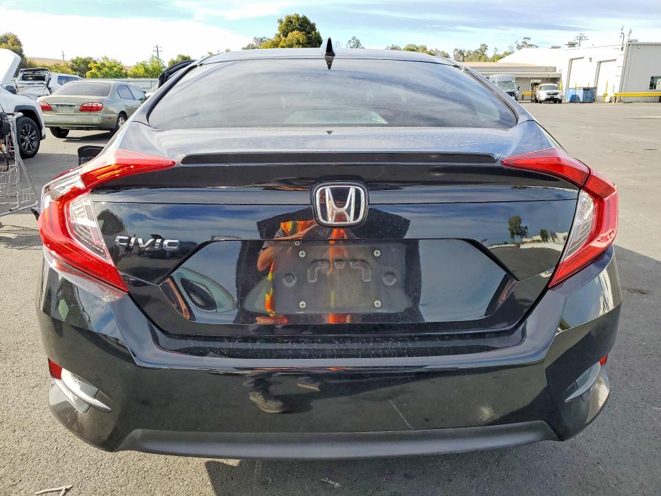 Продаж на аукціоні авто 2017 Honda Civic, vin: 19XFC1F39HE205585, номер лоту: 68303376