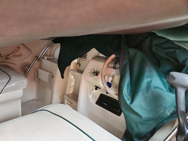 Auction sale of the 1999 Sea Ray Unknown, vin: SERV1237F899             , lot number: 67388386
