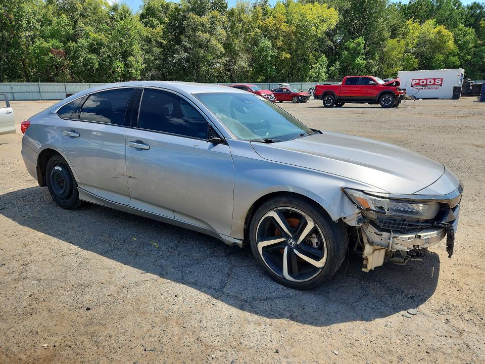 Продажа на аукционе авто 2018 Honda Accord, vin: 1HGCV1F38JA161523, номер лота: 69570606