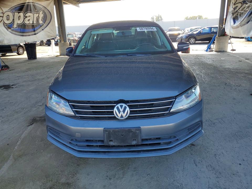 2017 Volkswagen Jetta მანქანა იყიდება აუქციონზე, vin: 3VWDB7AJ6HM243250, აუქციონის ნომერი: 68790996