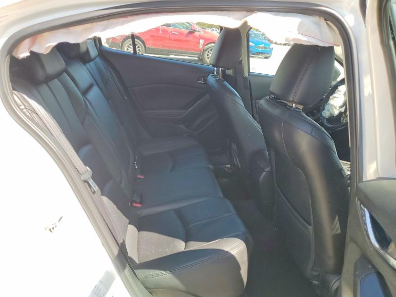 Продаж на аукціоні авто 2018 Mazda 3, vin: 3MZBN1V38JM183226, номер лоту: 68589236