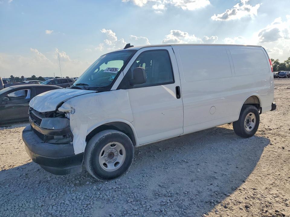 70140526 :رقم المزاد ، 1GCWGAF74S1115326 vin ، 2025 Chevrolet Express G2500 مزاد بيع