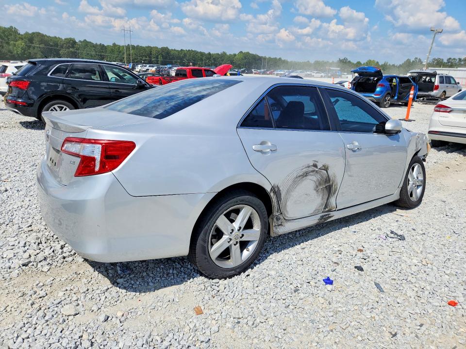 68017206 :رقم المزاد ، 4T1BF1FK7CU019322 vin ، 2012 Toyota Camry مزاد بيع