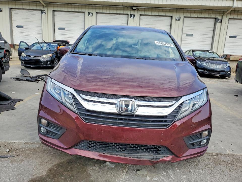 Продажа на аукционе авто 2018 Honda Odyssey, vin: 5FNRL6H75JB046011, номер лота: 68897176