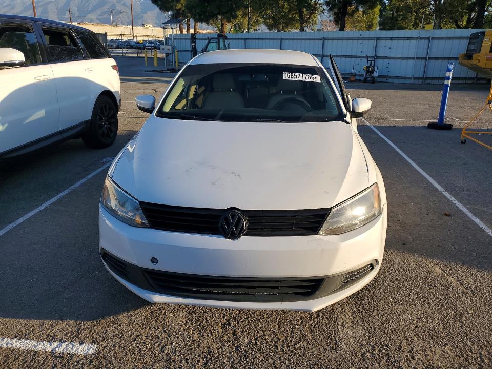 Продажа на аукционе авто 2012 Volkswagen Jetta, vin: 3VWBP7AJXCM002812, номер лота: 68571786