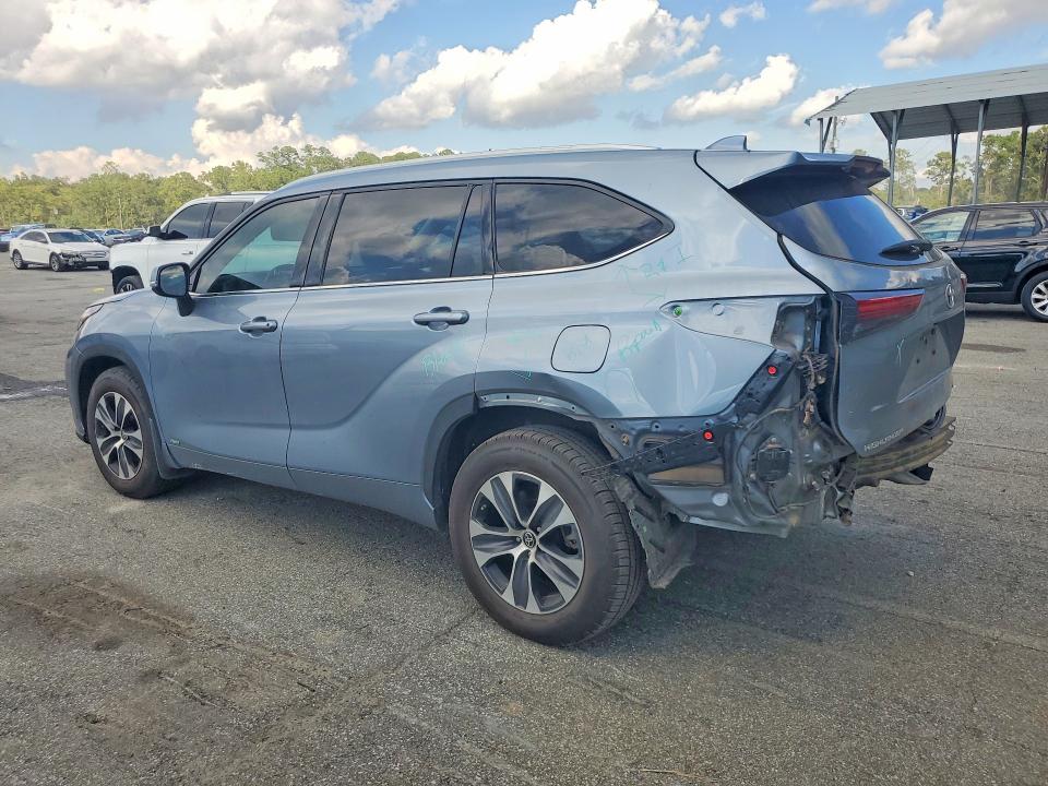 2022 Toyota Highlander Hybrid მანქანა იყიდება აუქციონზე, vin: 5TDGBRCH7NS075829, აუქციონის ნომერი: 70059156