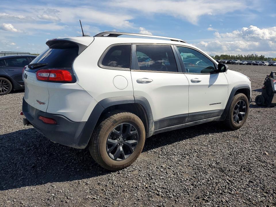 68200796 :رقم المزاد ، 1C4PJMBS6GW138571 vin ، 2016 Jeep Cherokee مزاد بيع