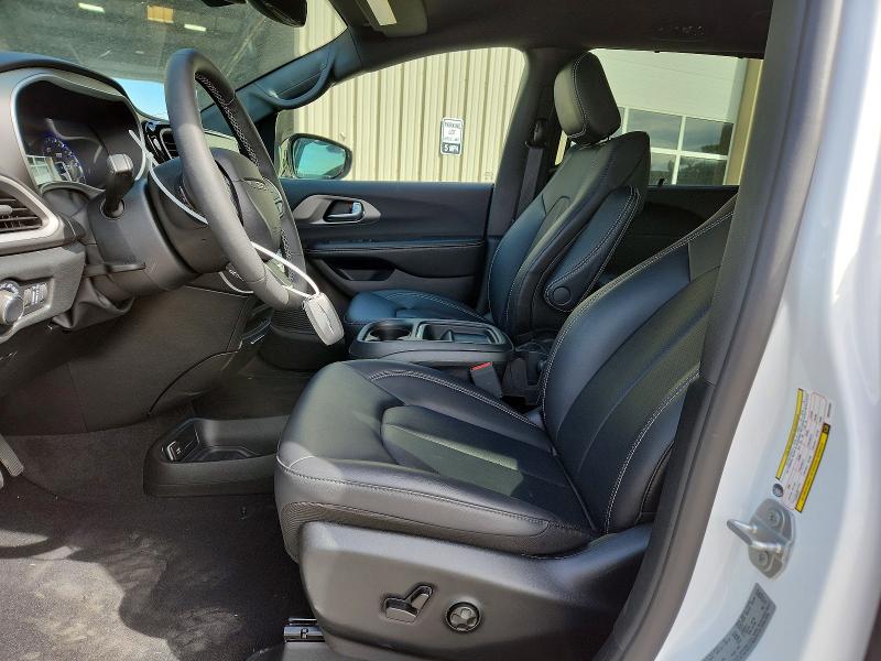 Aukcja sprzedaży 2027 Chrysler Pacifica, vin: 2C4RC1BG0VR594004, numer aukcji: 69694036