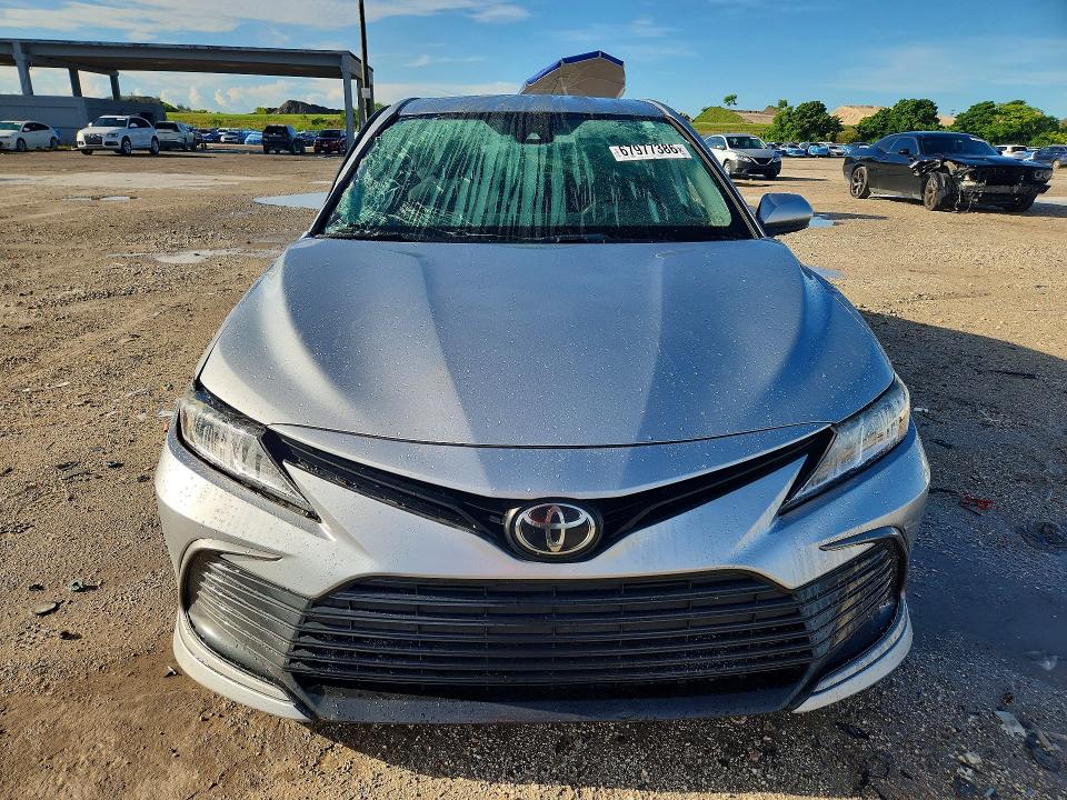 Aukcja sprzedaży 2021 Toyota Camry, vin: 4T1C11AK0MU561647, numer aukcji: 67977386