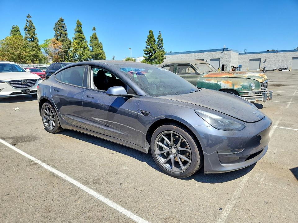 Продаж на аукціоні авто 2023 Tesla Model 3, vin: 5YJ3E1EA4PF385998, номер лоту: 66973666