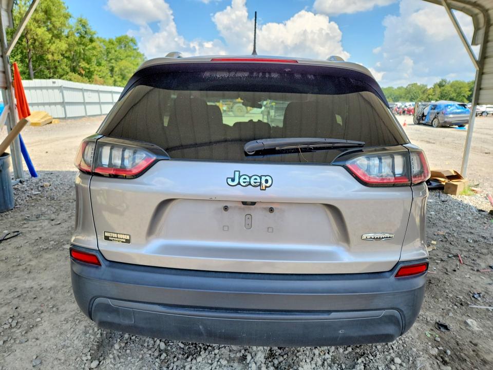67591876 :رقم المزاد ، 1C4PJLCB8LD614298 vin ، 2020 Jeep Cherokee مزاد بيع