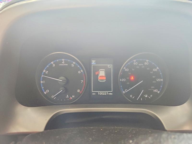 Продажа на аукционе авто 2018 Toyota Rav4, vin: JTMRFREV0JJ178016, номер лота: 68514576
