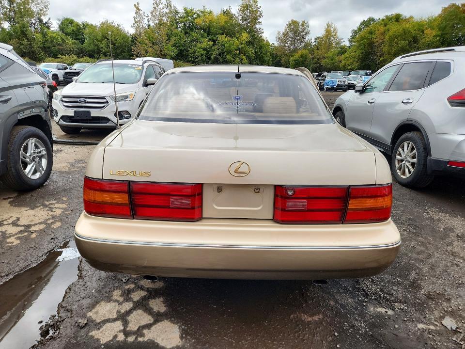 70281056 :رقم المزاد ، JT8UF11E3R0198097 vin ، 1994 Lexus Ls مزاد بيع