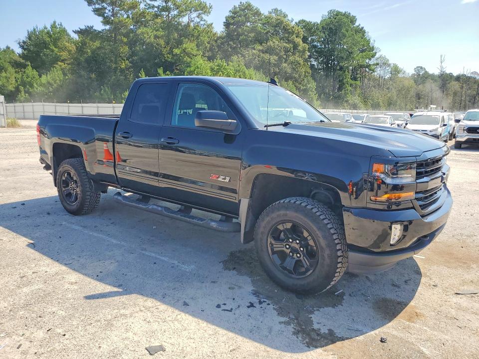 Продажа на аукционе авто 2018 Chevrolet Silverado, vin: 1GCVKREC3JZ269582, номер лота: 67216916