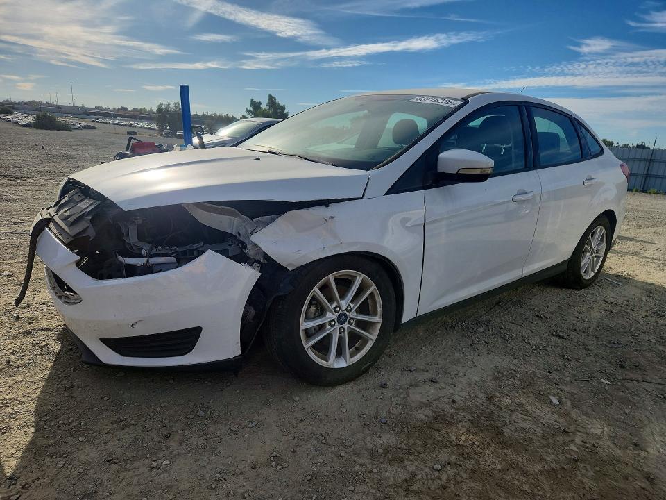 2015 Ford Focus მანქანა იყიდება აუქციონზე, vin: 1FADP3F2XFL329101, აუქციონის ნომერი: 68276256