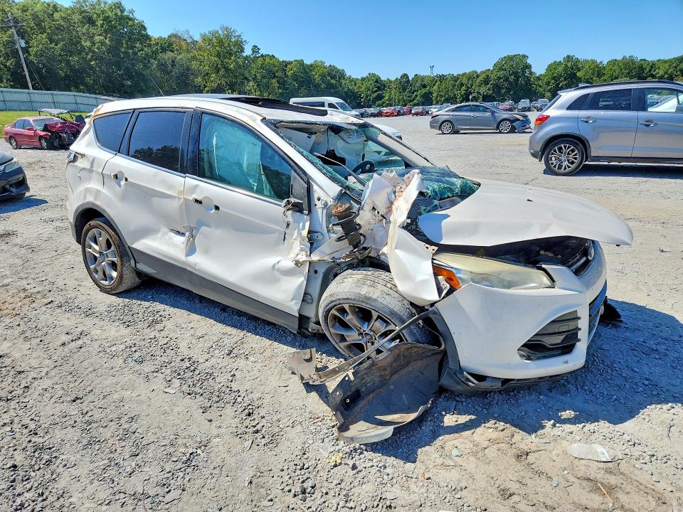 2013 Ford Escape მანქანა იყიდება აუქციონზე, vin: 1FMCU9H94DUB35582, აუქციონის ნომერი: 69649416