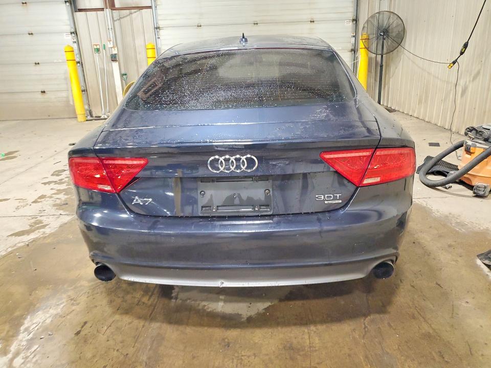 2013 Audi A7 მანქანა იყიდება აუქციონზე, vin: WAUYGAFC4DN061279, აუქციონის ნომერი: 68510246