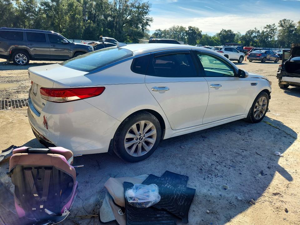 Продаж на аукціоні авто 2016 Kia Optima, vin: 5XXGU4L30GG050485, номер лоту: 68992186