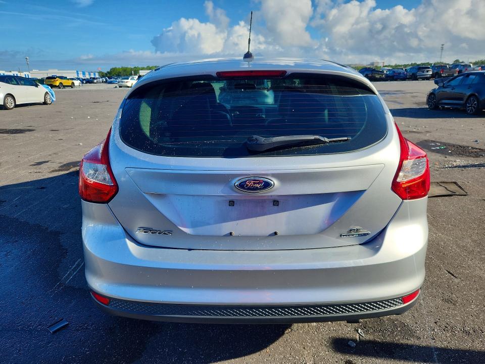 2014 Ford Focus მანქანა იყიდება აუქციონზე, vin: 1FADP3K23EL221861, აუქციონის ნომერი: 67512776
