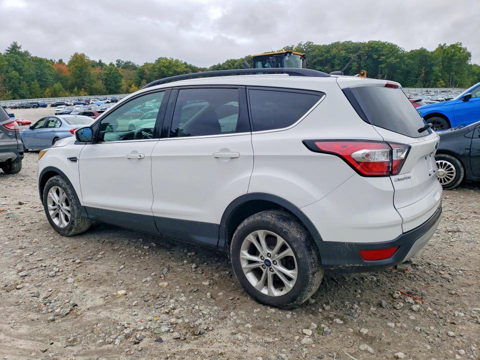 Продажа на аукционе авто 2018 Ford Escape, vin: 1FMCU9GD9JUA75834, номер лота: 70874236
