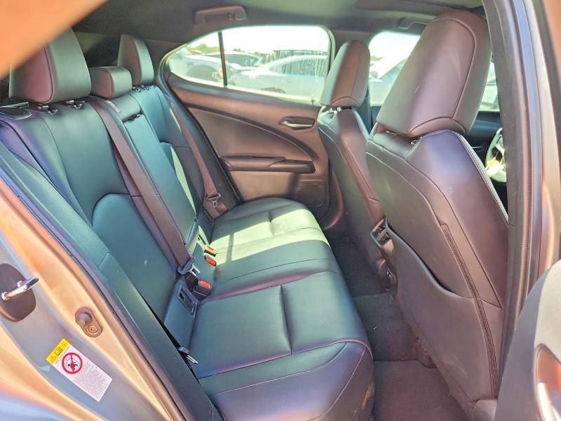 Продаж на аукціоні авто 2019 Lexus Ux, vin: JTHY3JBH1K2001117, номер лоту: 67381336