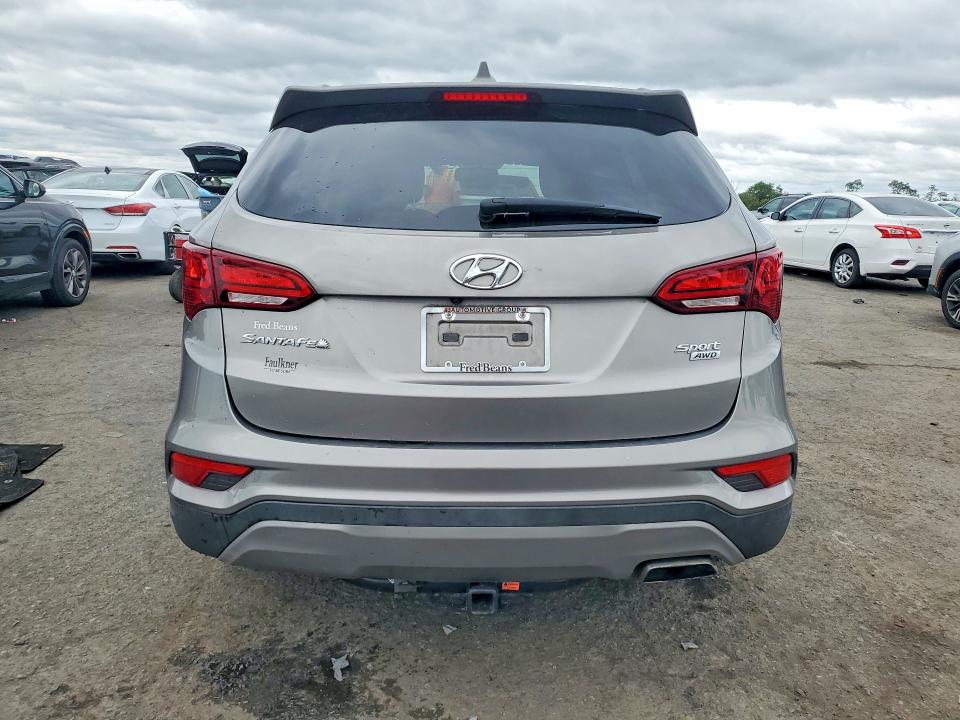 Продаж на аукціоні авто 2018 Hyundai Santa Fe Sport, vin: 5NMZUDLB7JH105037, номер лоту: 70981356