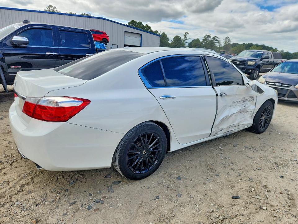 Продажа на аукционе авто 2014 Honda Accord, vin: 1HGCR2F89EA163955, номер лота: 70847116