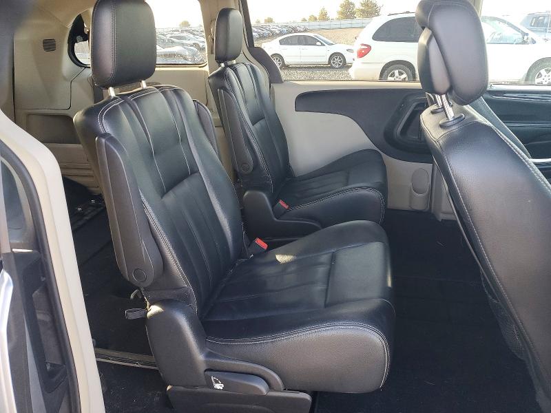 Продажа на аукционе авто 2015 Chrysler Town & Country, vin: 2C4RC1BG3FR696026, номер лота: 70070946