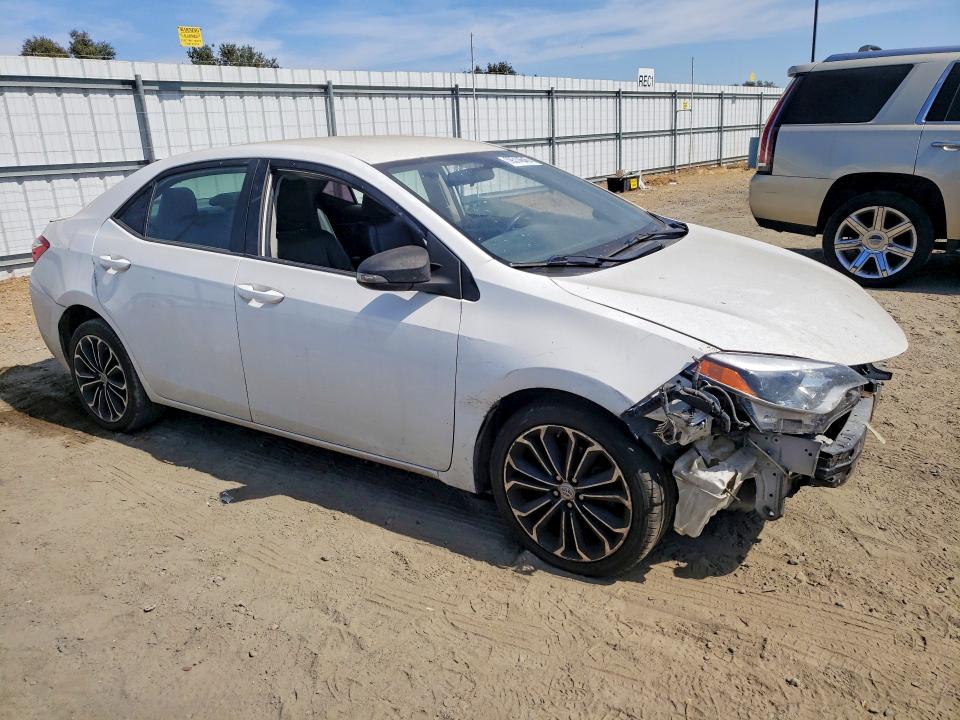 69314646 :رقم المزاد ، 2T1BURHE4FC360128 vin ، 2015 Toyota Corolla مزاد بيع