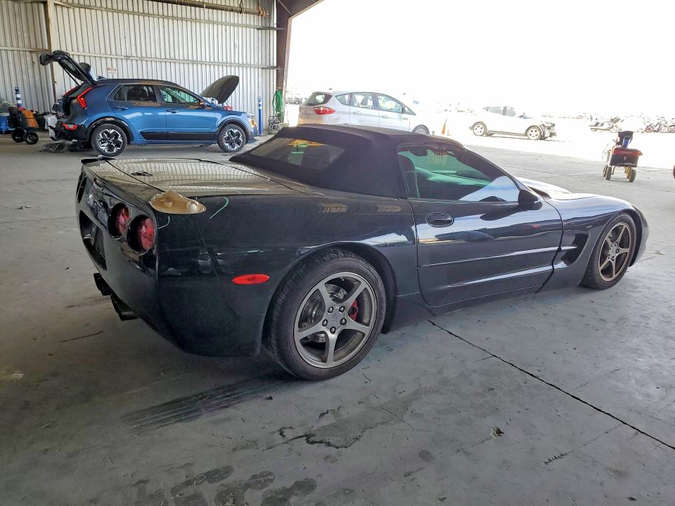 70488866 :رقم المزاد ، 1G1YY32G6Y5126023 vin ، 2000 Chevrolet Corvette مزاد بيع