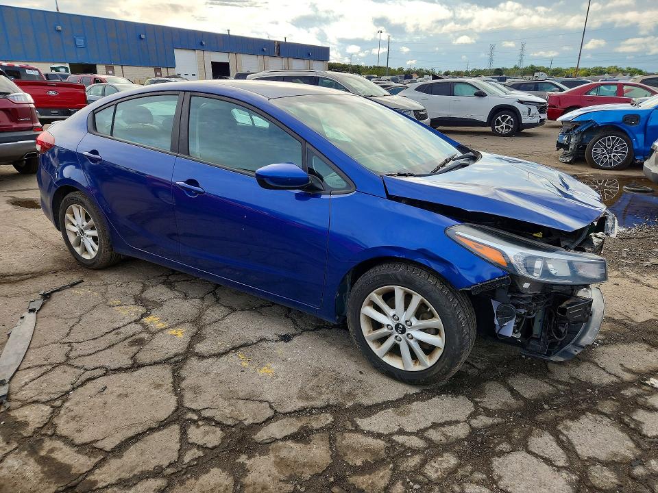 Продажа на аукционе авто 2017 Kia Forte, vin: 3KPFL4A73HE158159, номер лота: 69567346