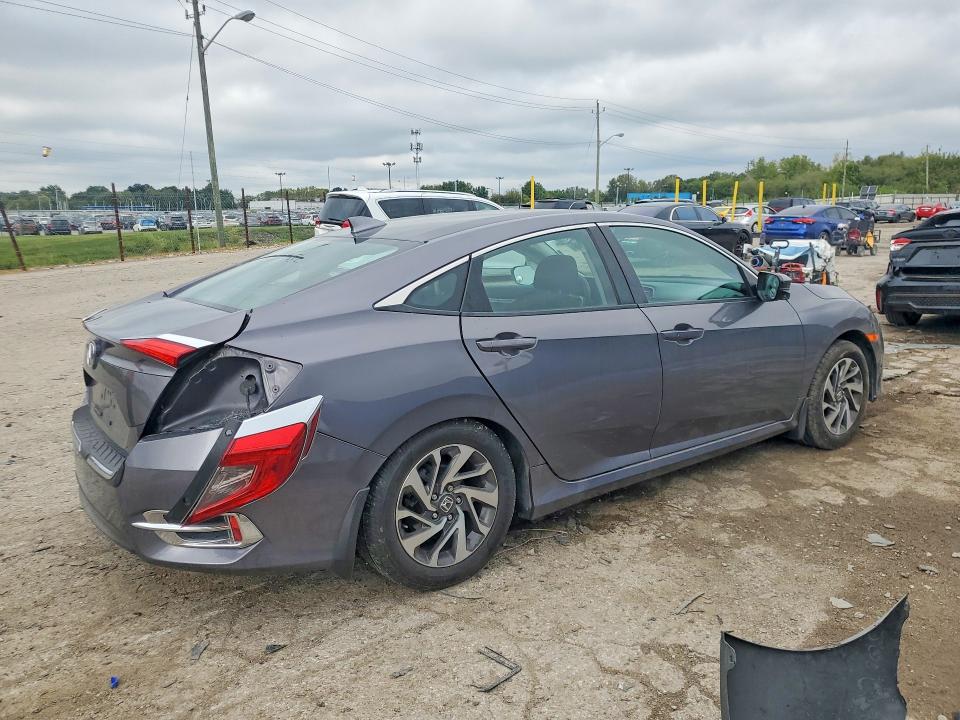 69591536 :رقم المزاد ، 19XFC2F74HE022443 vin ، 2017 Honda Civic مزاد بيع