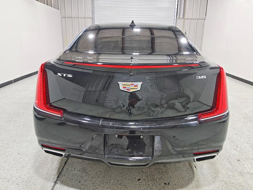 67873656 :رقم المزاد ، 2G61M5S34J9132685 vin ، 2018 Cadillac Xts مزاد بيع