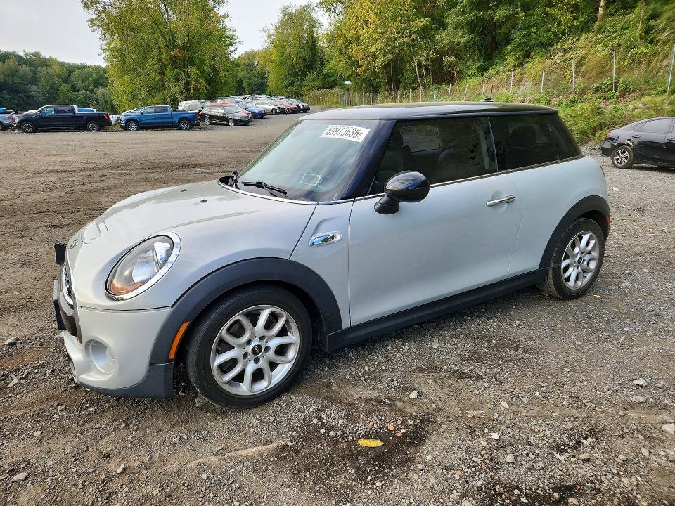 Auction sale of the 2015 Mini Cooper, vin: WMWXP7C58F2A39586, lot number: 69973636